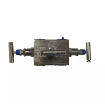 منیفولد سه شیر Oliver Valves مدل Y33S/BKTC/NA